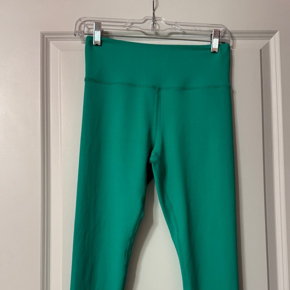 Women’s Zyia Green Leggings - Picture 4 of 7